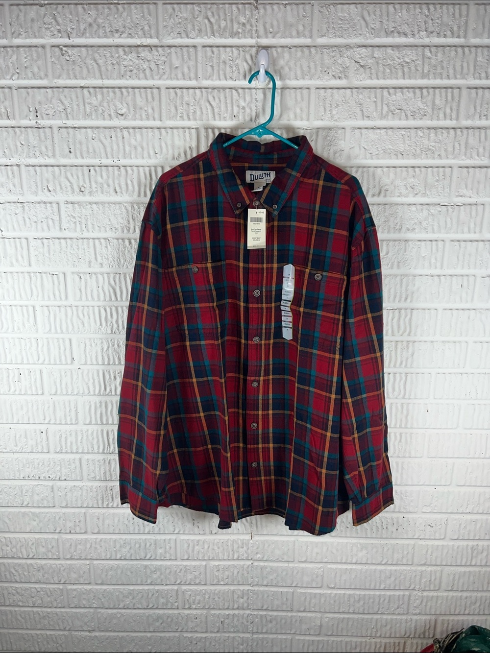 Duluth Trading Co Red and Green Plaid Button-Down Shirt